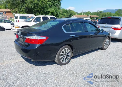 2015 Honda Accord Hybrid Touring z USA, uszkodzony, nr VIN 1HGCR6F74FA005541